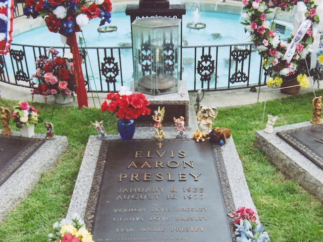 Celebrity Burial Sites